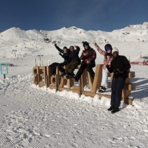 تطوّع في كوخ للتزلج